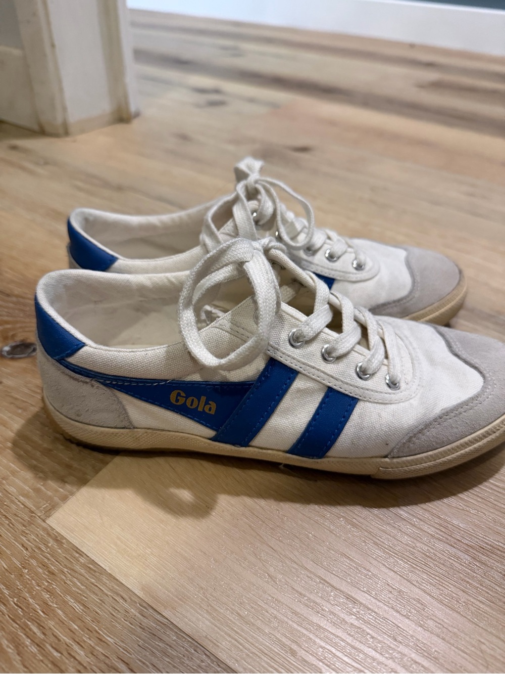 Gola Off-White Canvas Sneakers with Blue Stripes - size 6.5, good condition